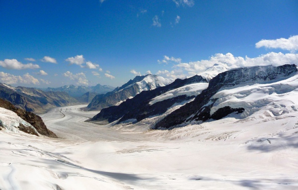 Ледник в горах