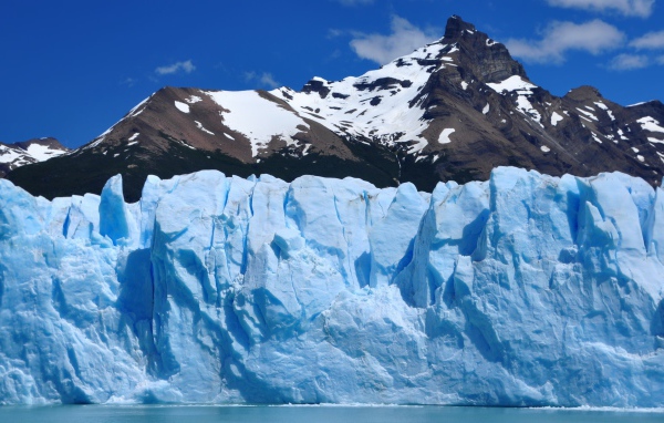 Горы и снег