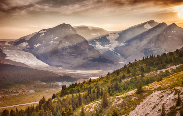 Закат над горами