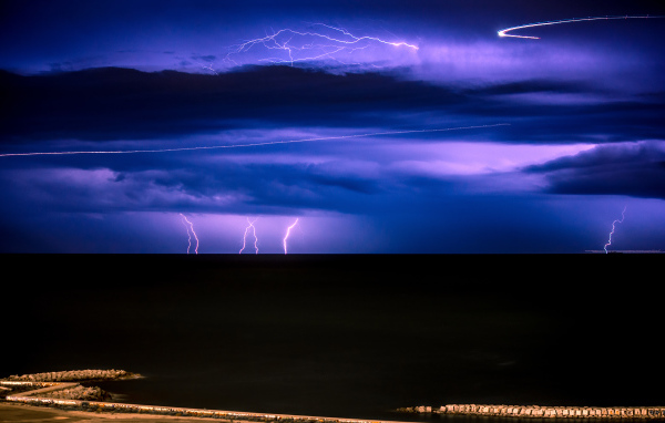 Молнии в Барселоне