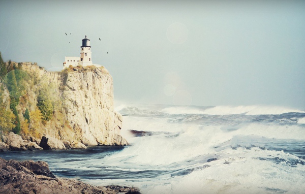 Красивый маяк