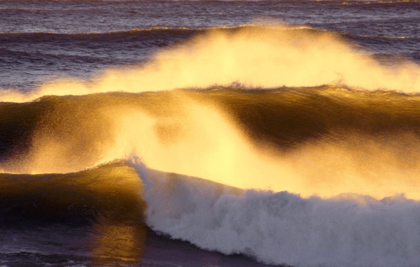Большие океанские волны