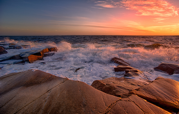 Прибой на закате