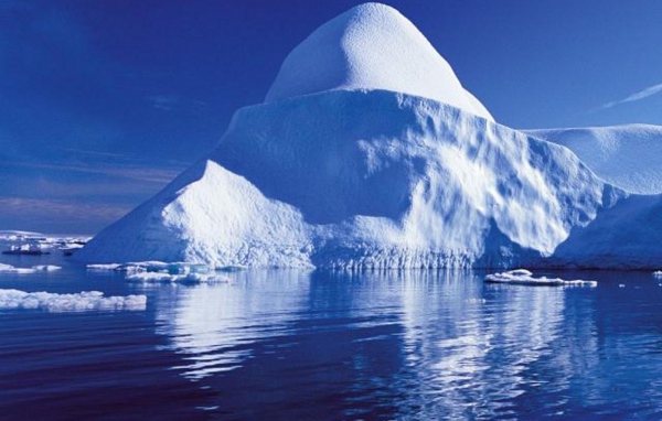Айсберг в Антарктиде