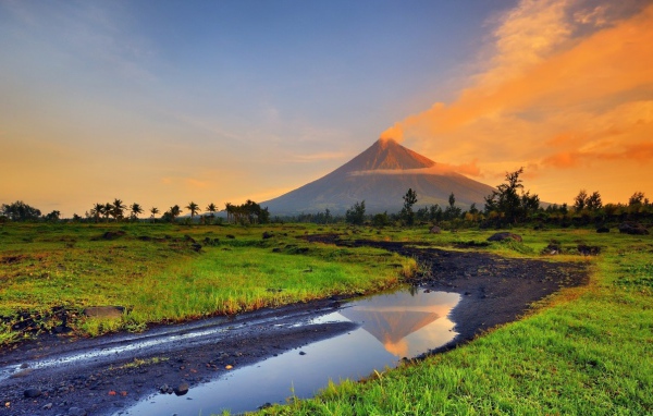 Дымок над вулканом