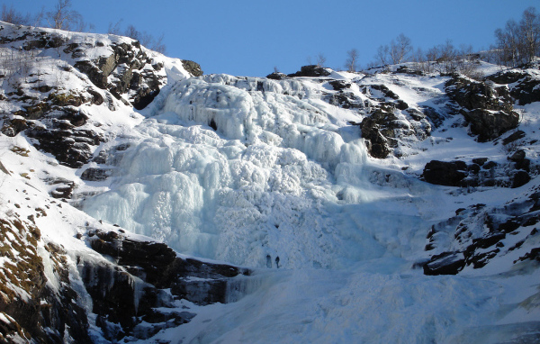 Замерзший водопад Кьосфоссен