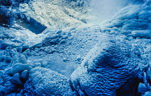 Замерзший водопад в Северной Каролине