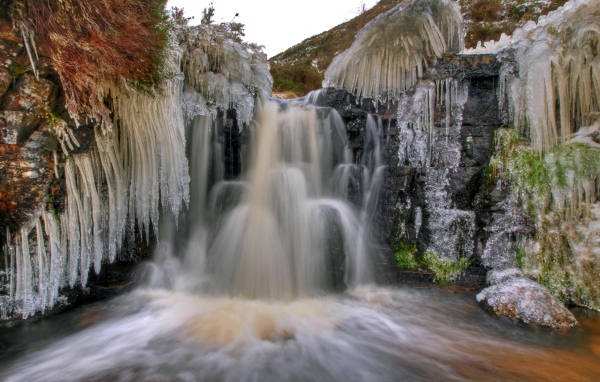 Замерзший водопад в Веллингтоне