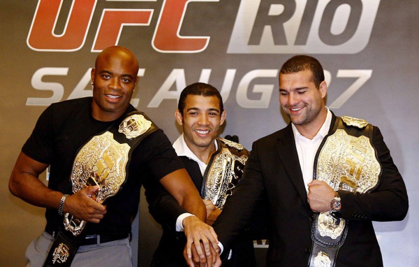 Известный боец Хосе Альдо