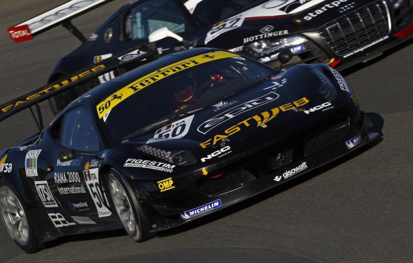 Гоночное авто