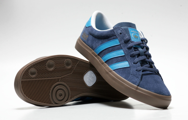 Кеды от фирмы Адидас