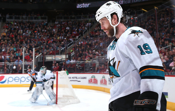 Лучший хоккеист Джо Торнтон