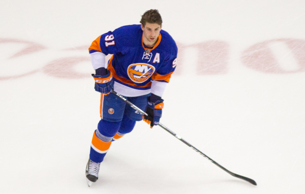 Известный Хоккеист из Айлендерс Джон Таварес