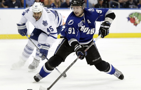 Хоккеист Стивен Стэмкос