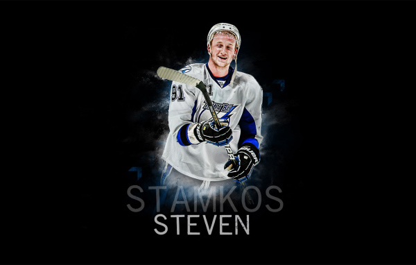 Игрок НХЛ Стивен Стэмкос