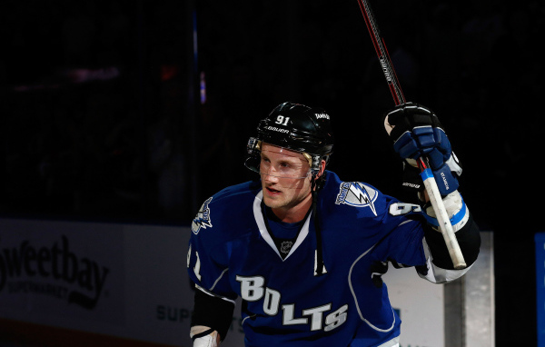 Стивен Стэмкос на льду