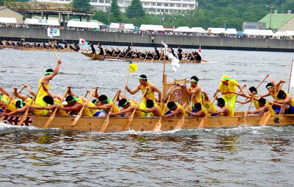 Гонки на лодках в Японии