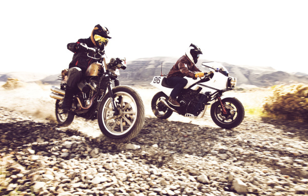 Гонки по каменной дороге