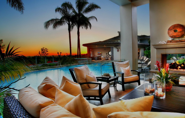 Вечер на курорте Бали