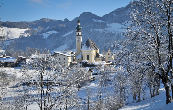 Церковь на курорте Тельфс-Бюхен, Австрия