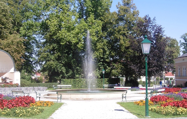 Фонтан на курорте Бад Халль, Австрия