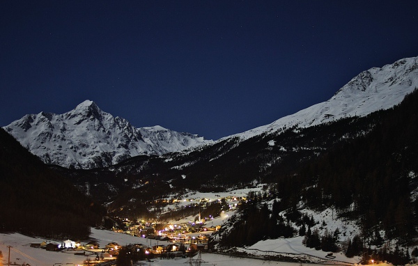 Ночь на горнолыжном курорте Зёльден, Австрия