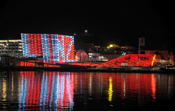 Ночная иллюминация в городе Линц, Австрия