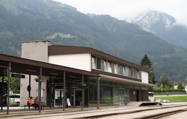 Железнодорожная станция на горнолыжном курорте Майрхофен, Австрия