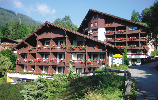 Городские дома на горнолыжном курорте Бад Кляйнкирххайм, Австрия