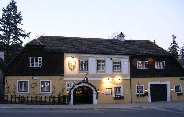 Городской дом в городе Нойштифт, Австрия