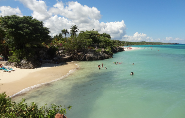 Тихая гавань на курорте Гуардалавака, Куба
