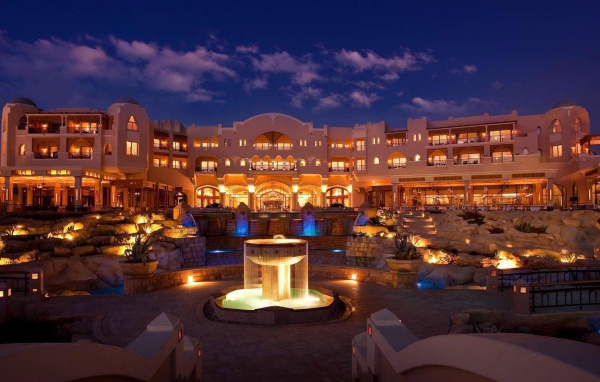 Роскошный отель на курорте Шарм эль Шейх, Египет