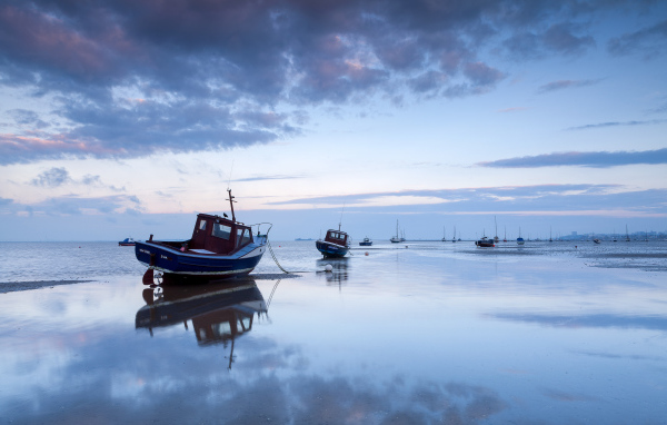 Рыбацкие лодки в Саутенд-он-Си, Эссекс, Великобритания