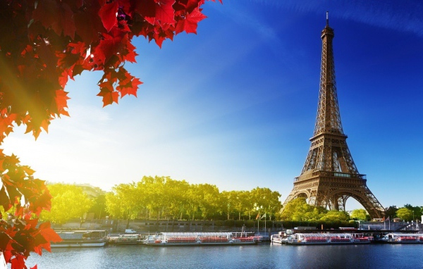 Осень в Париже, Франция
