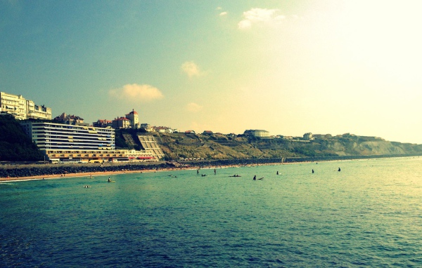 Побережье на курорте Биарриц, Франция