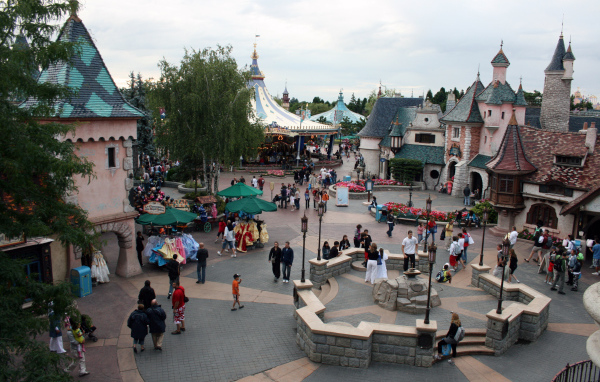Отдых в Диснейленде, Франция