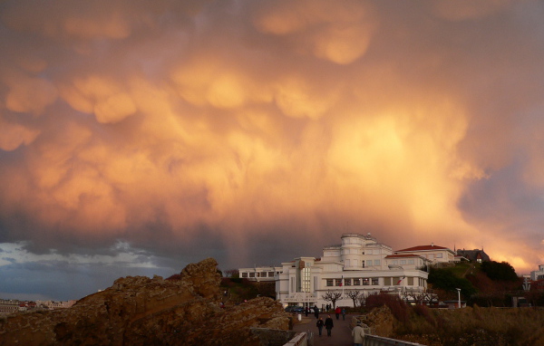 Красивый вид на курорте Биарриц, Франция