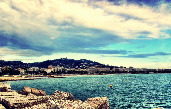 Набережная в Каннах, Франция