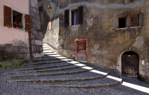 Лестница в городе Аннеси, Франция