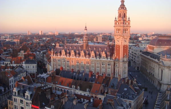 Закат в городе Лилль, Франция