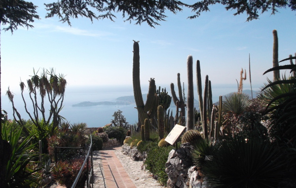 Дорожка на курорте Эз, Франция