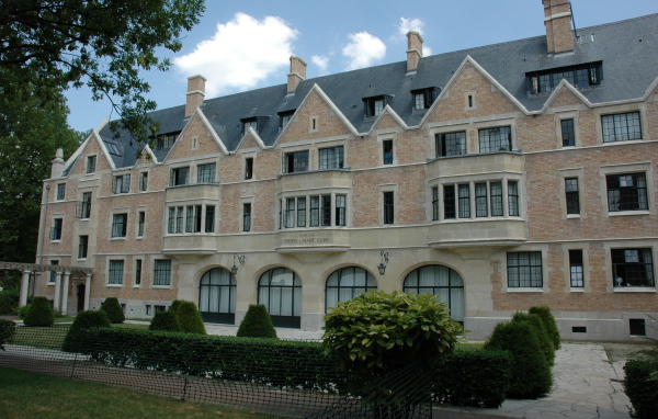 Университет в городе Виши, Франция