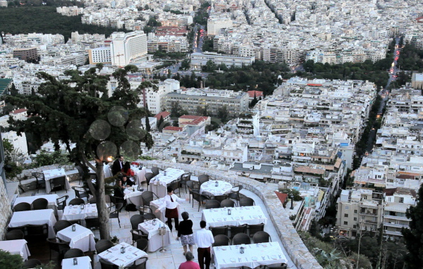 Ресторан на холме в Афинах