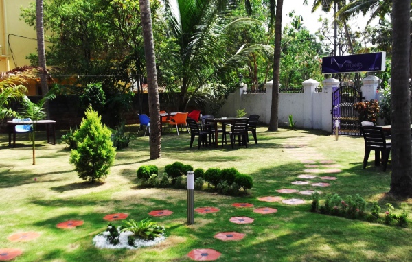 Сад в Варкале