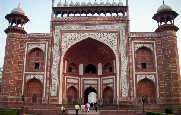 Known mosques in Agra