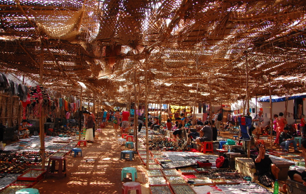 Рынок в Анджуне