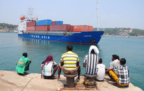 Люди на пристани в Бейпуре