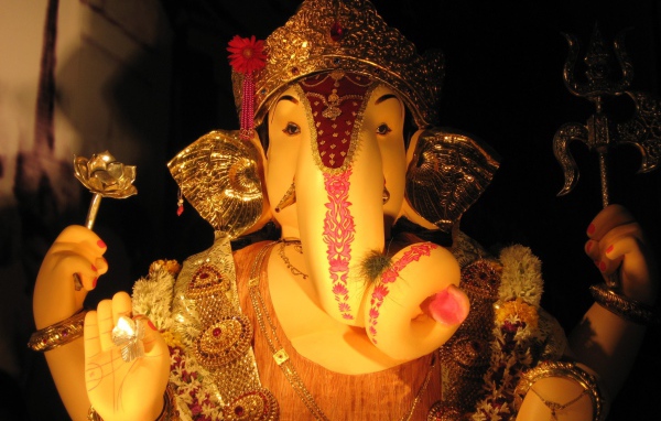 Индийское божество