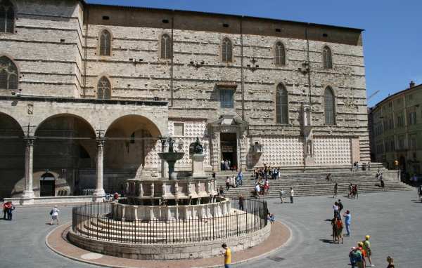 Собор в Перудже, Италия