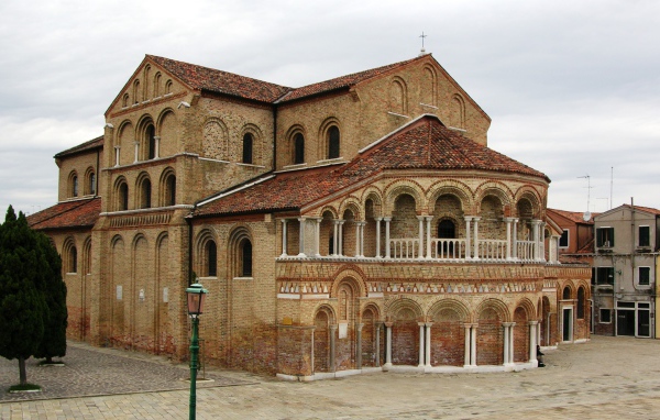 Католическая церковь на острове Мурано, Италия